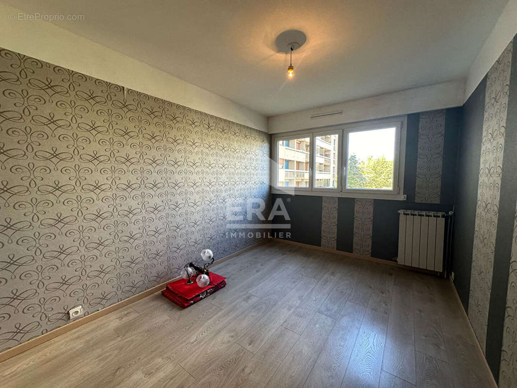 Appartement à MARSEILLE-11E