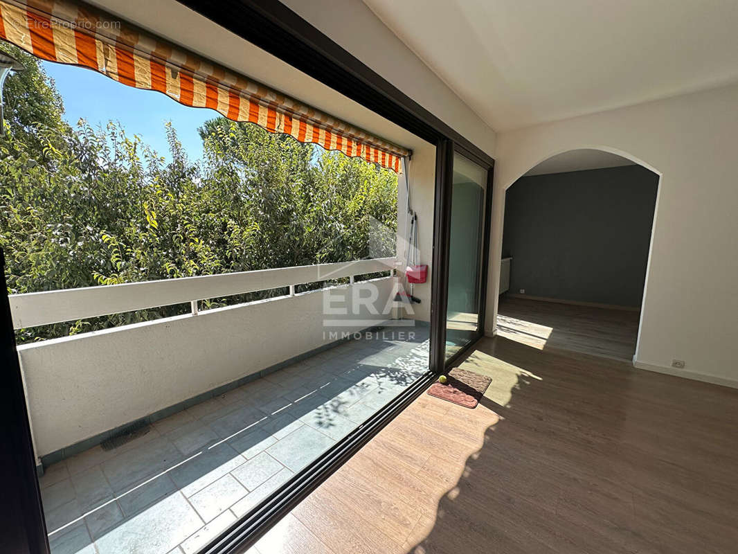 Appartement à MARSEILLE-11E