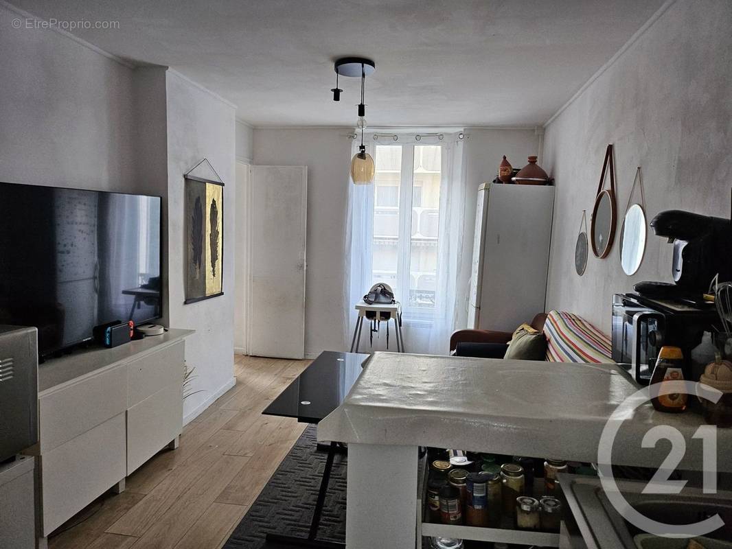 Appartement à MARSEILLE-3E