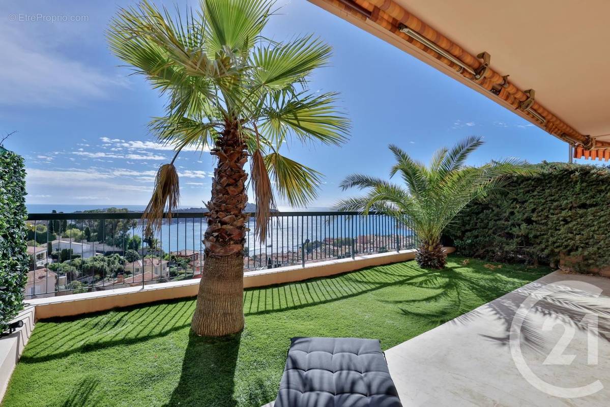 Appartement à VILLEFRANCHE-SUR-MER