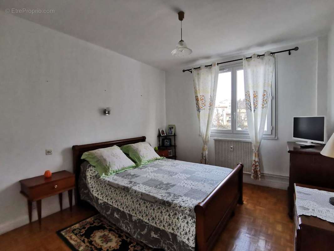   - Appartement à AUBENAS