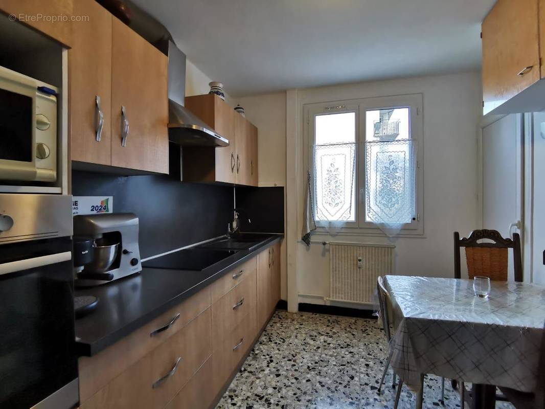   - Appartement à AUBENAS