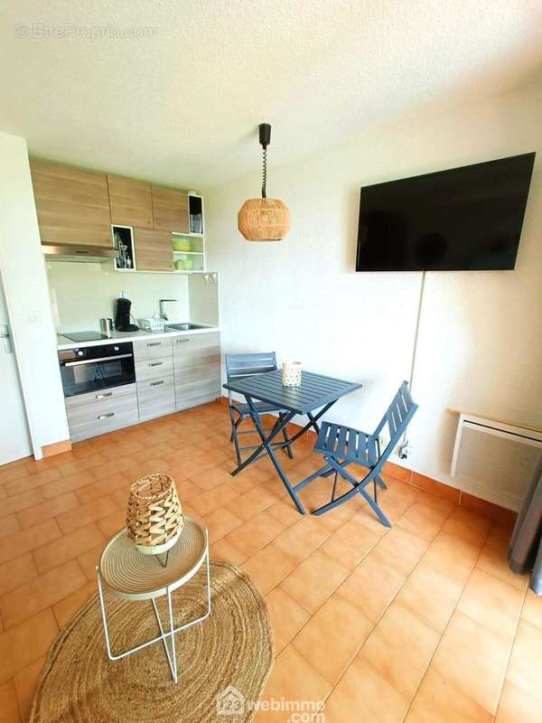 Pièce principale - Appartement à SAINTE-MAXIME