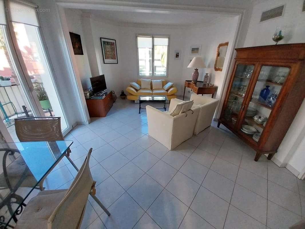 Appartement à MENTON