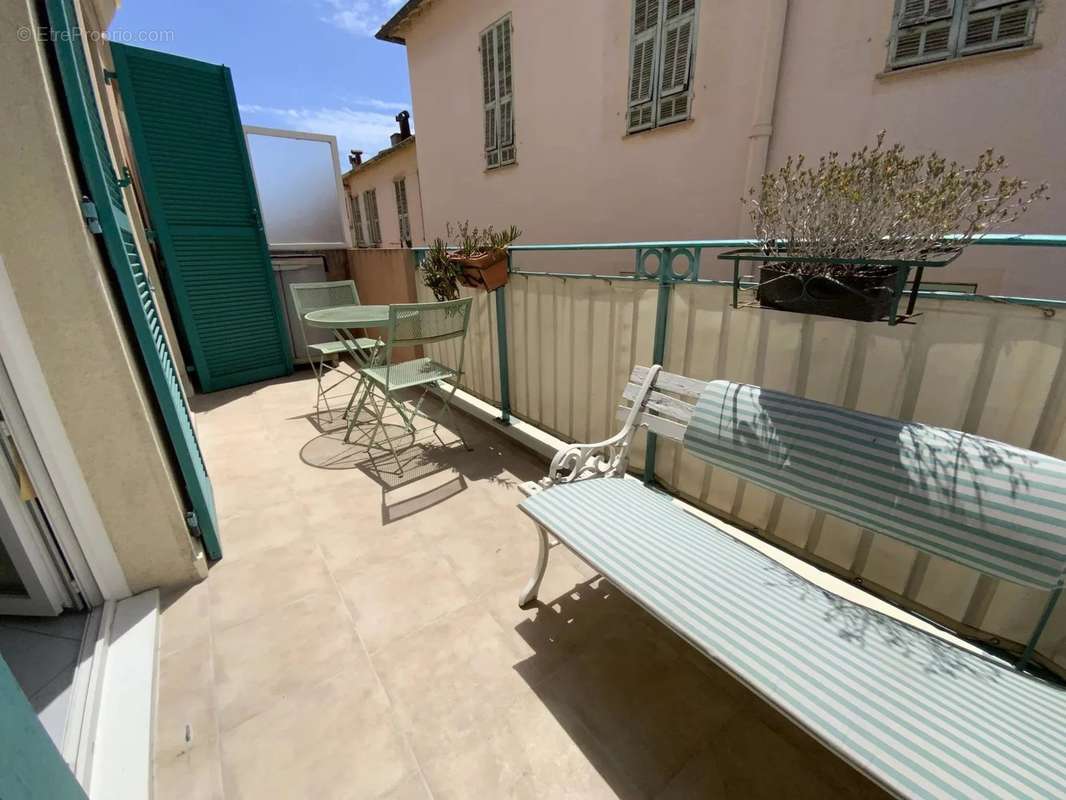 Appartement à MENTON