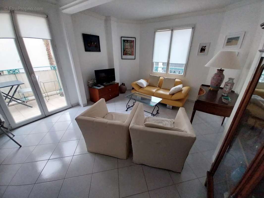 Appartement à MENTON