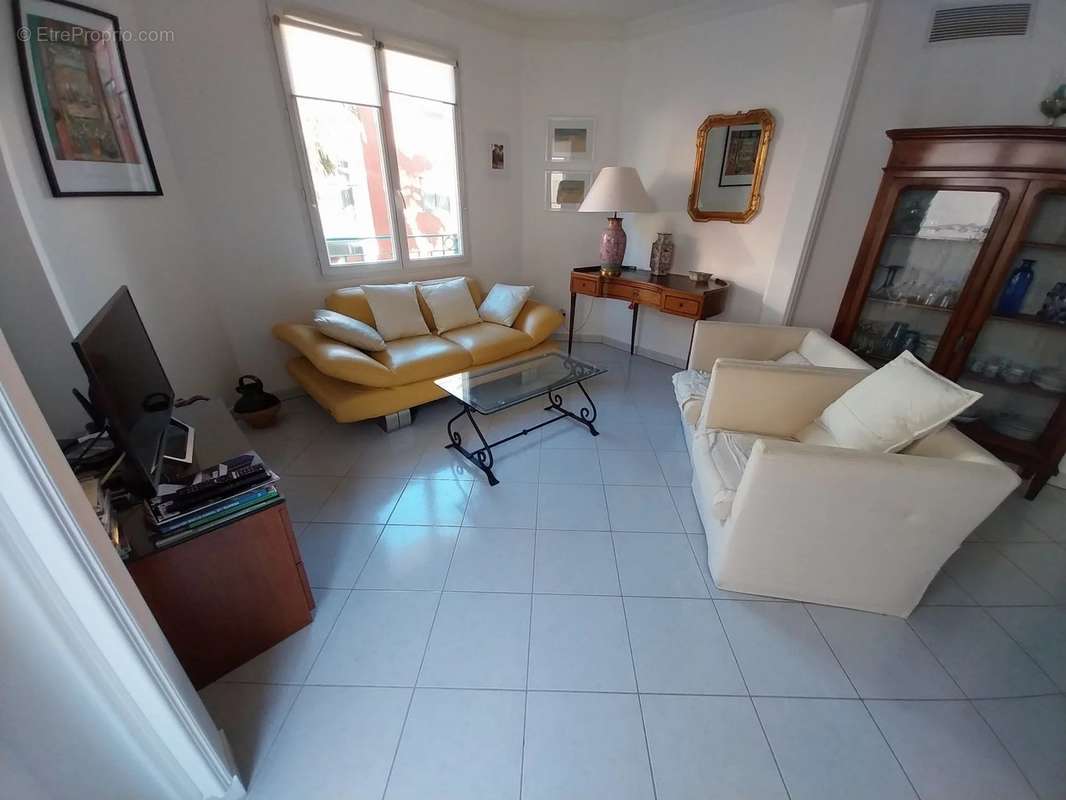 Appartement à MENTON