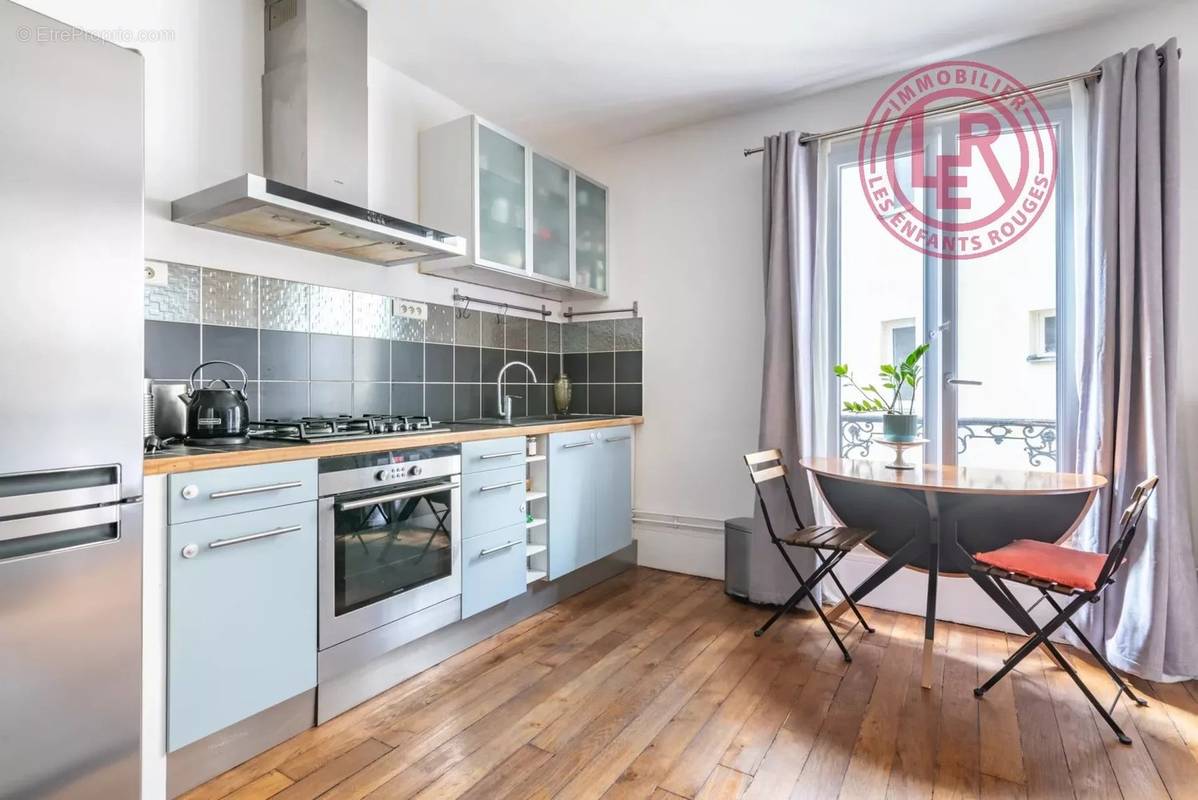 Appartement à PARIS-10E