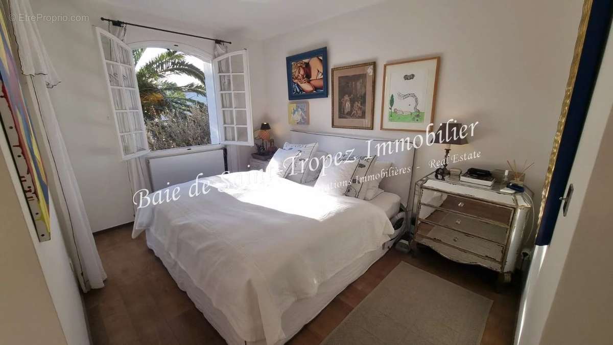 Appartement à GRIMAUD