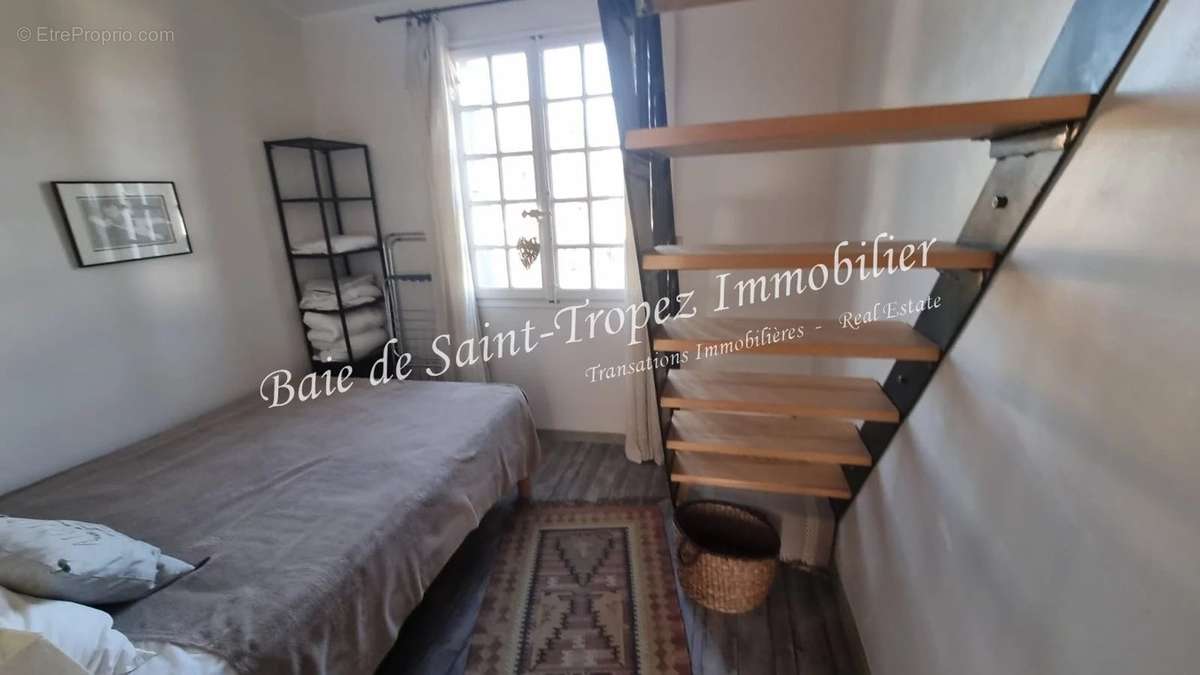 Appartement à GRIMAUD