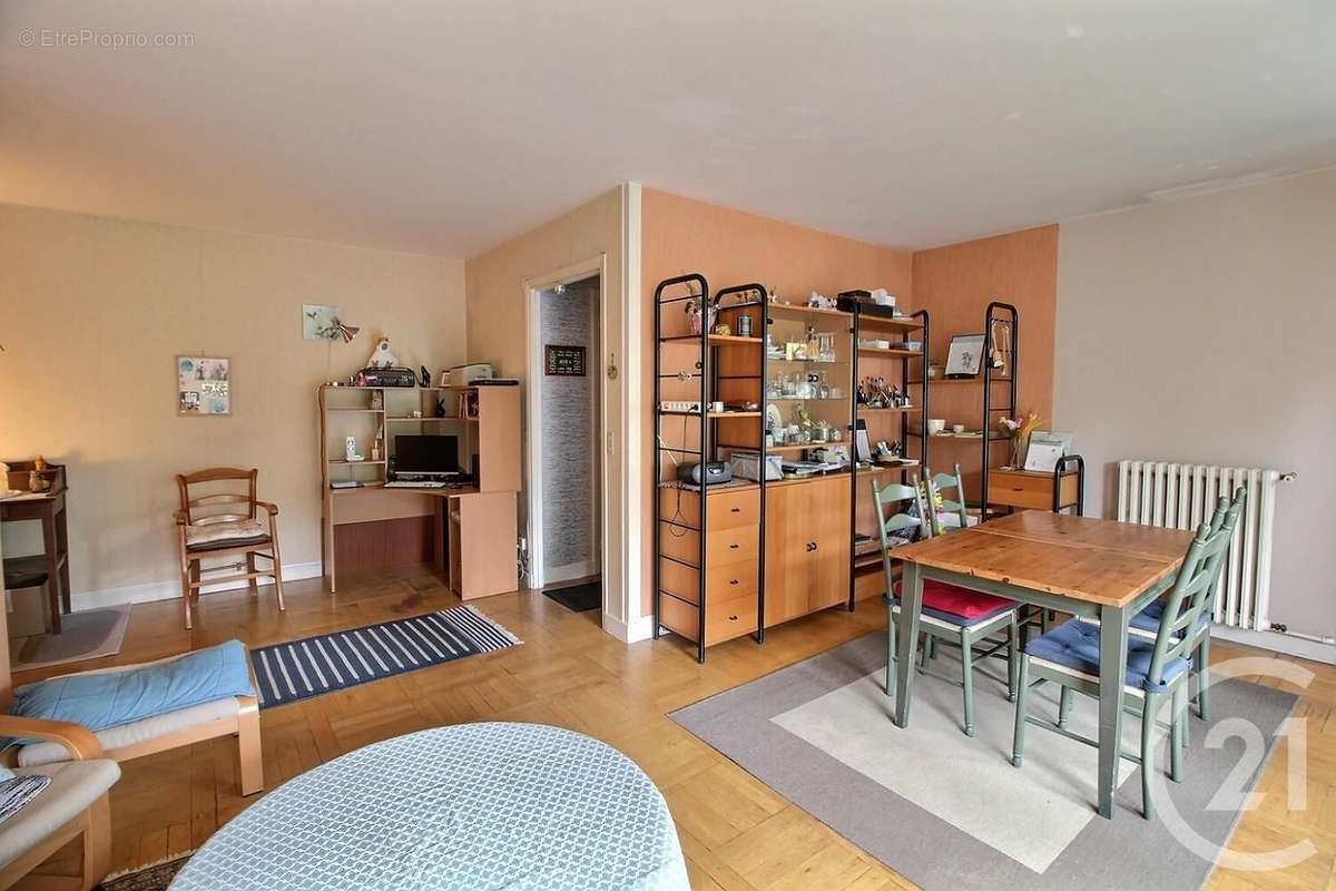 Appartement à CHATENAY-MALABRY