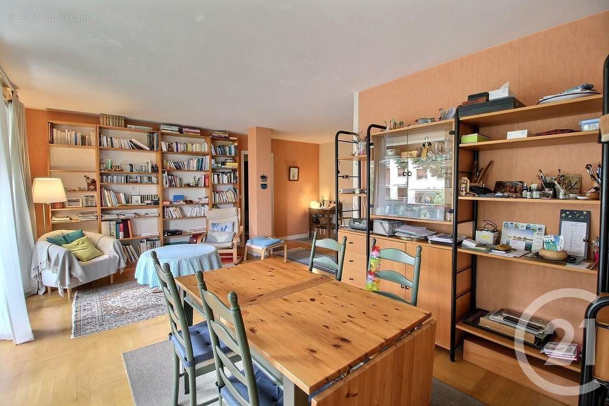 Appartement à CHATENAY-MALABRY