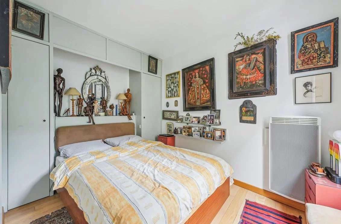 Appartement à PARIS-19E