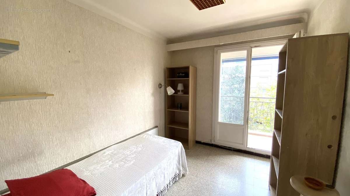 Appartement à MARSEILLE-9E