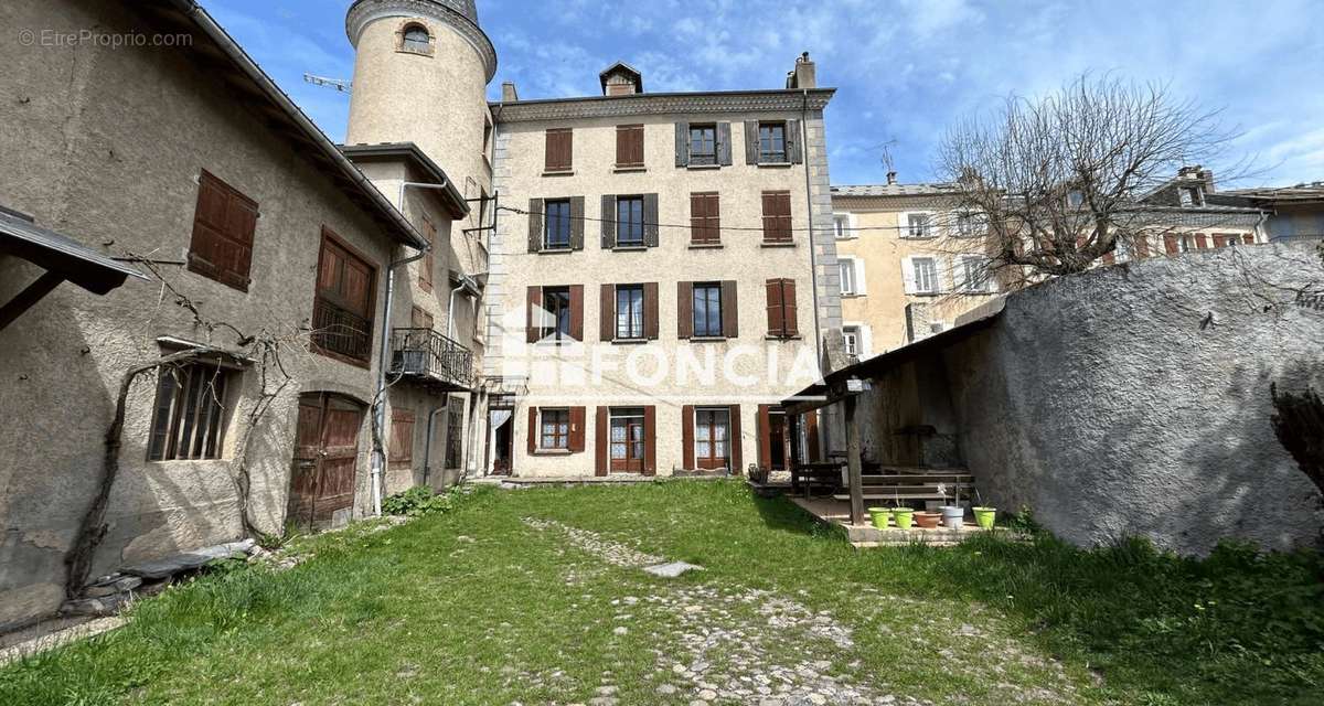 Appartement à EMBRUN