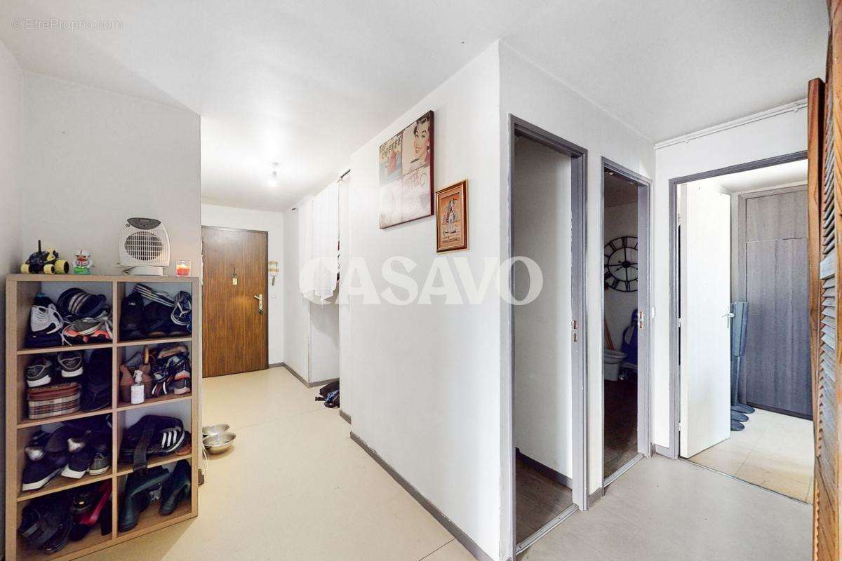 Appartement à VILLENEUVE-LA-GARENNE