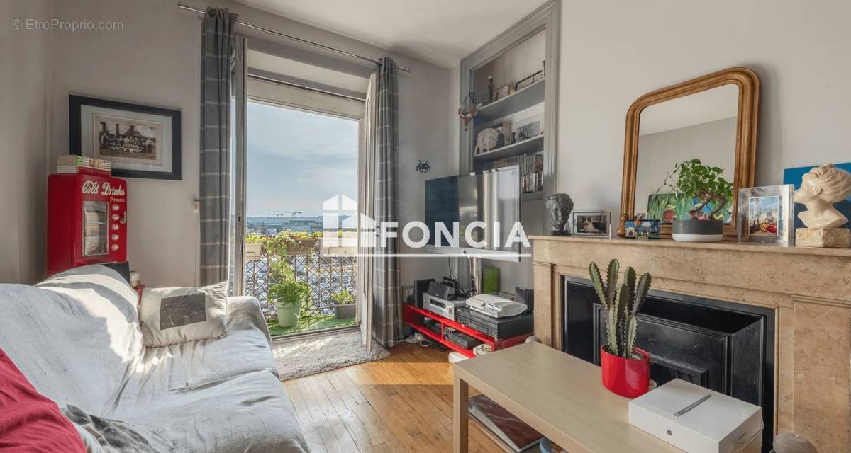 Appartement à LYON-9E