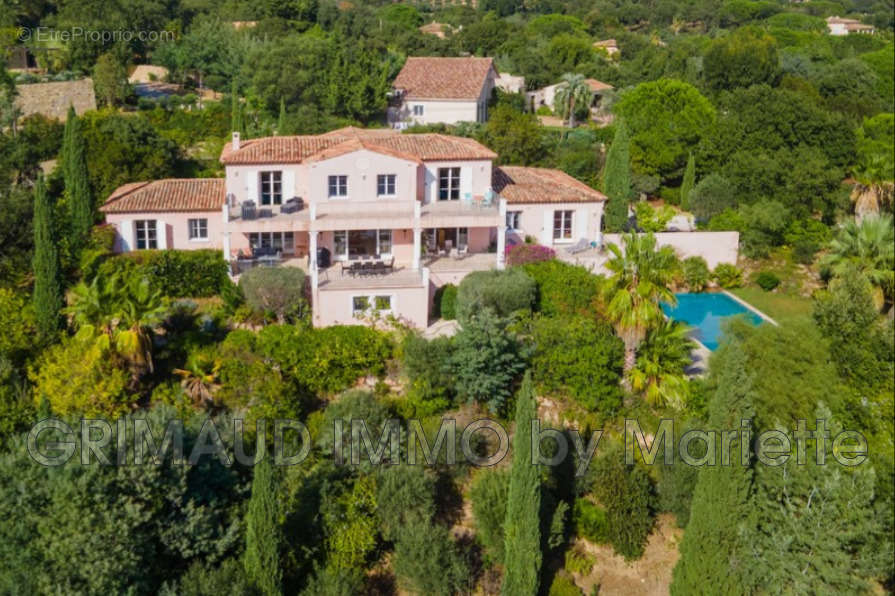 Maison à GRIMAUD