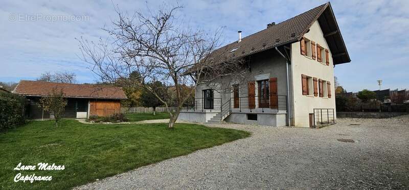 Maison à GROISY