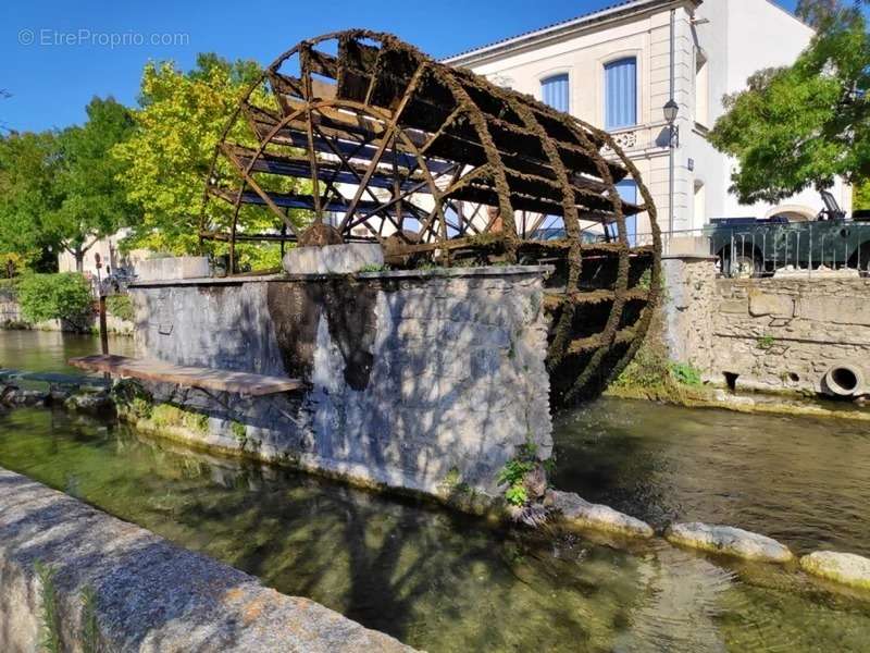 Maison à L&#039;ISLE-SUR-LA-SORGUE