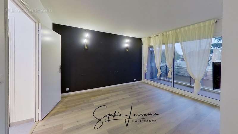 Appartement à LOUVRES