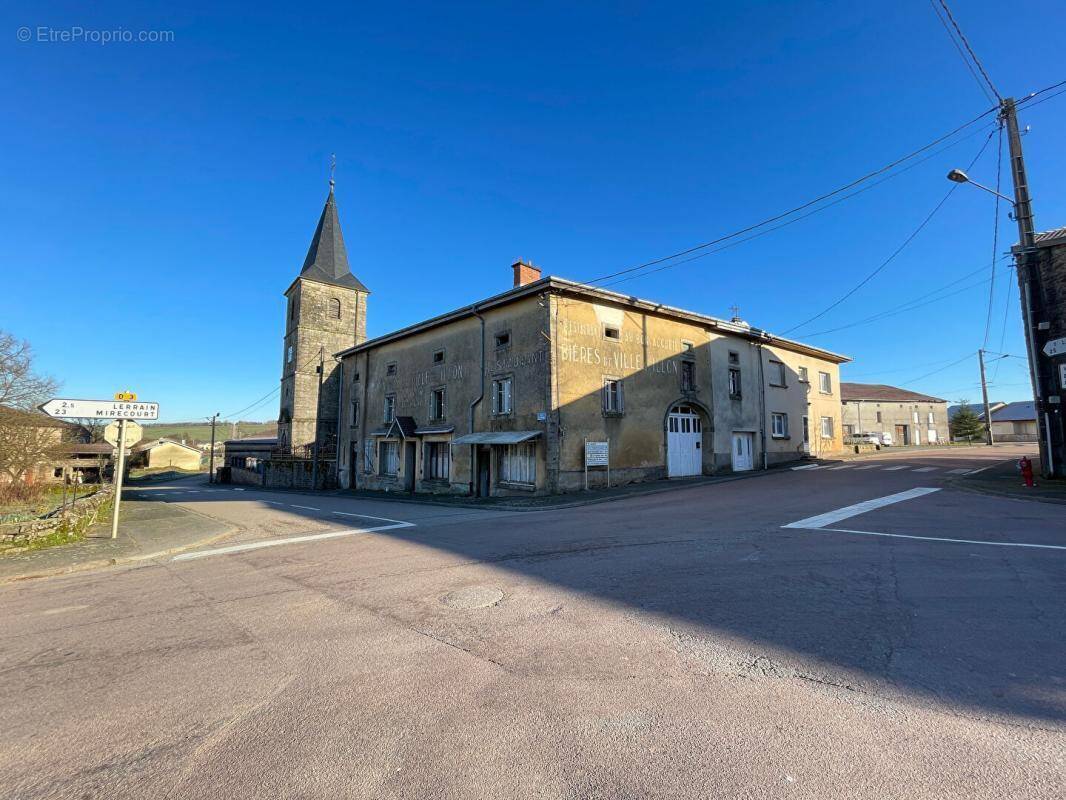 Maison à VILLE-SUR-ILLON