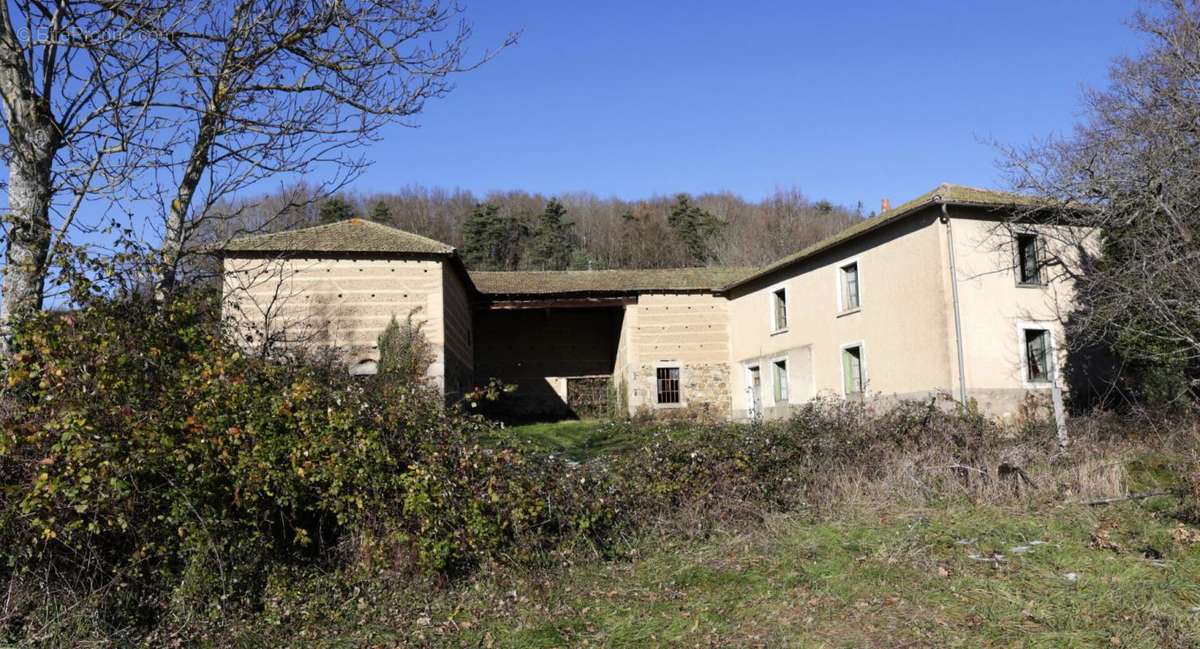 Maison à VILLECHENEVE