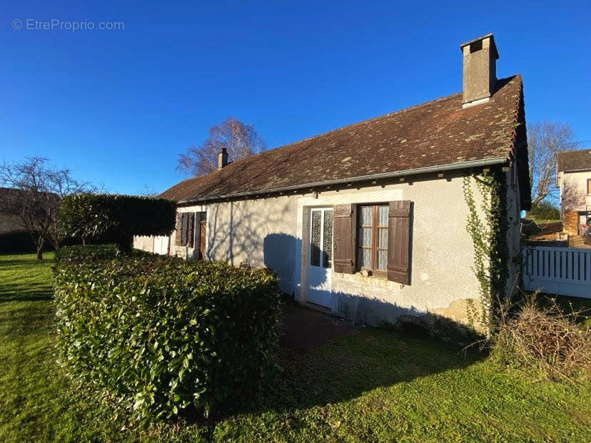 Maison à LANOUAILLE