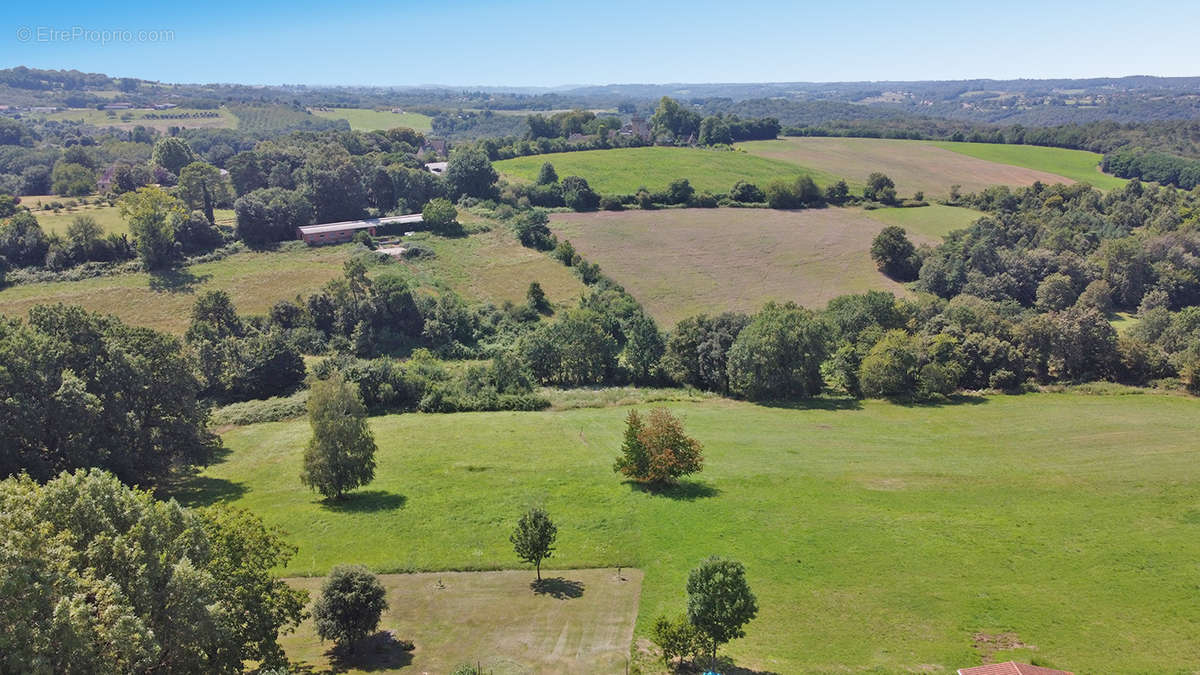 Maison à MARCILLAC-SAINT-QUENTIN