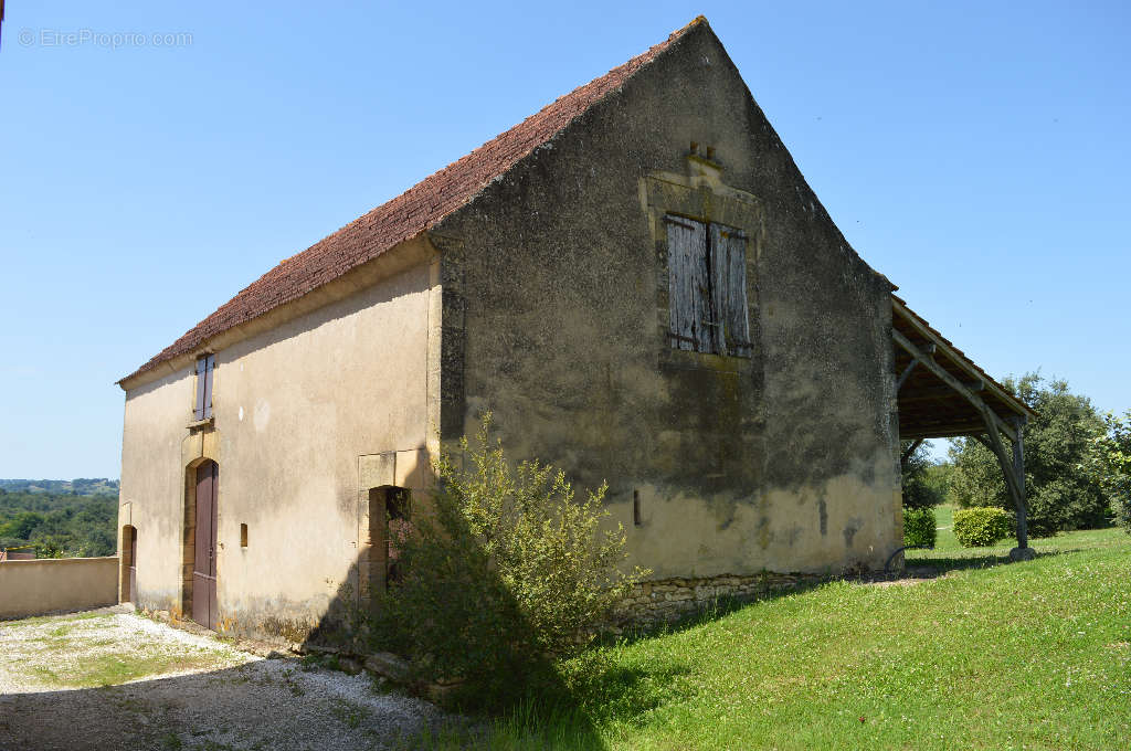 Maison à MARCILLAC-SAINT-QUENTIN