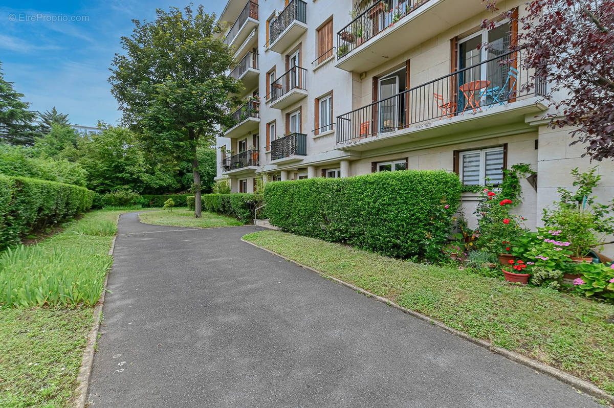 Appartement à RUEIL-MALMAISON