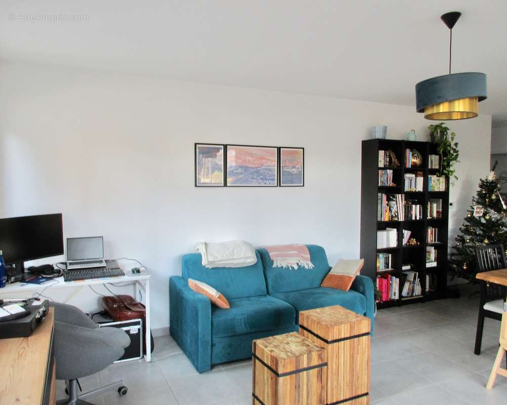 Appartement à MARSEILLE-9E