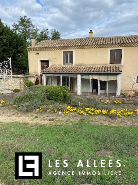 Maison à BOLLENE