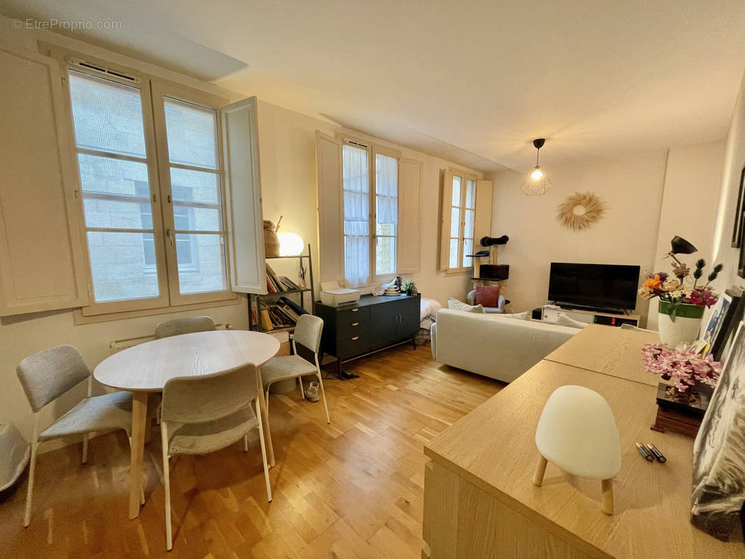 Appartement à BORDEAUX