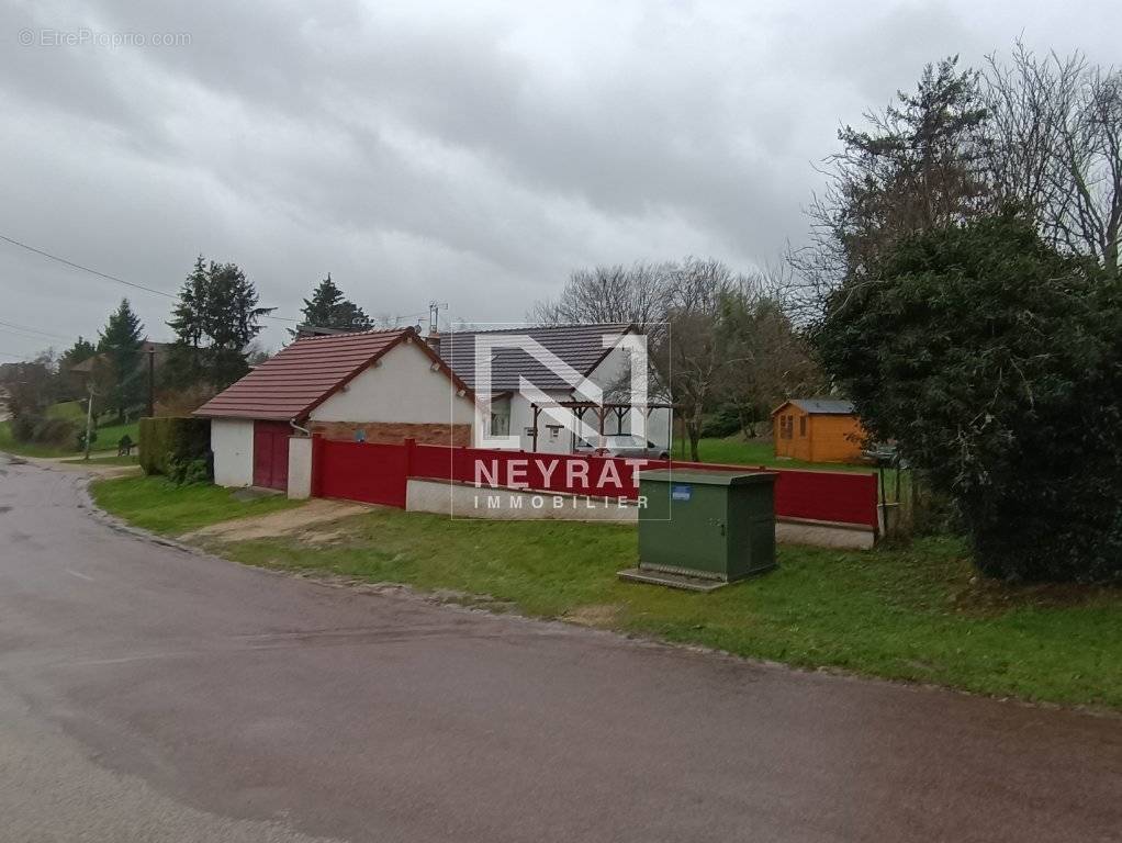 Maison à AUVILLARS-SUR-SAONE