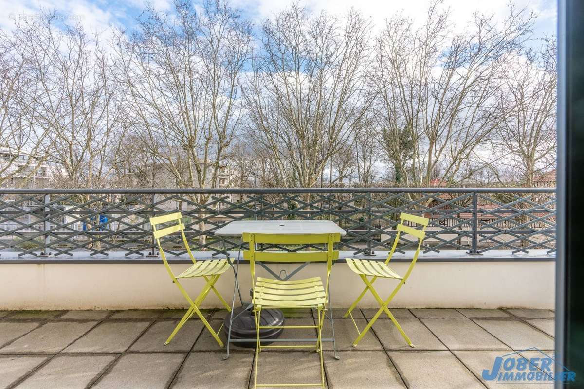 Appartement à NOGENT-SUR-MARNE