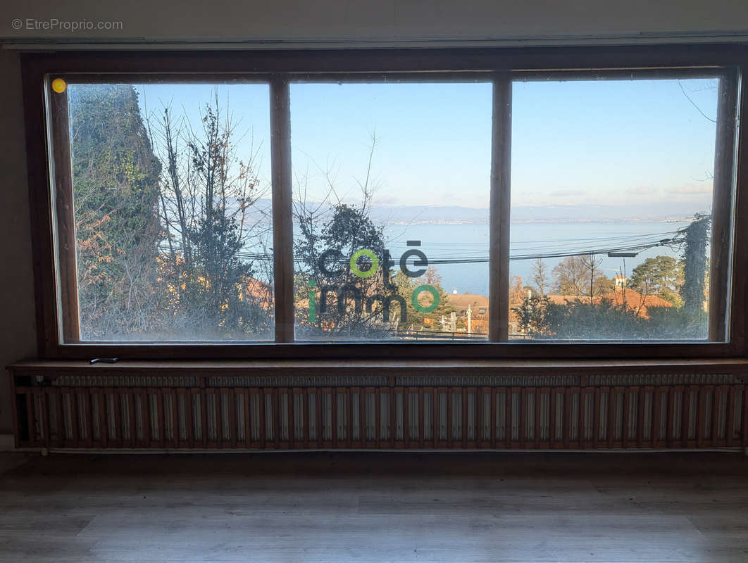 Appartement à EVIAN-LES-BAINS