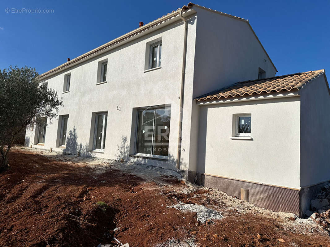 Maison à SAINT-MAXIMIN-LA-SAINTE-BAUME