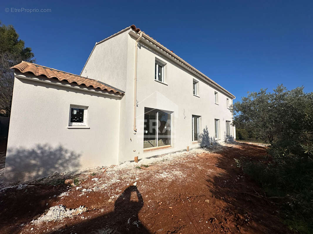 Maison à SAINT-MAXIMIN-LA-SAINTE-BAUME