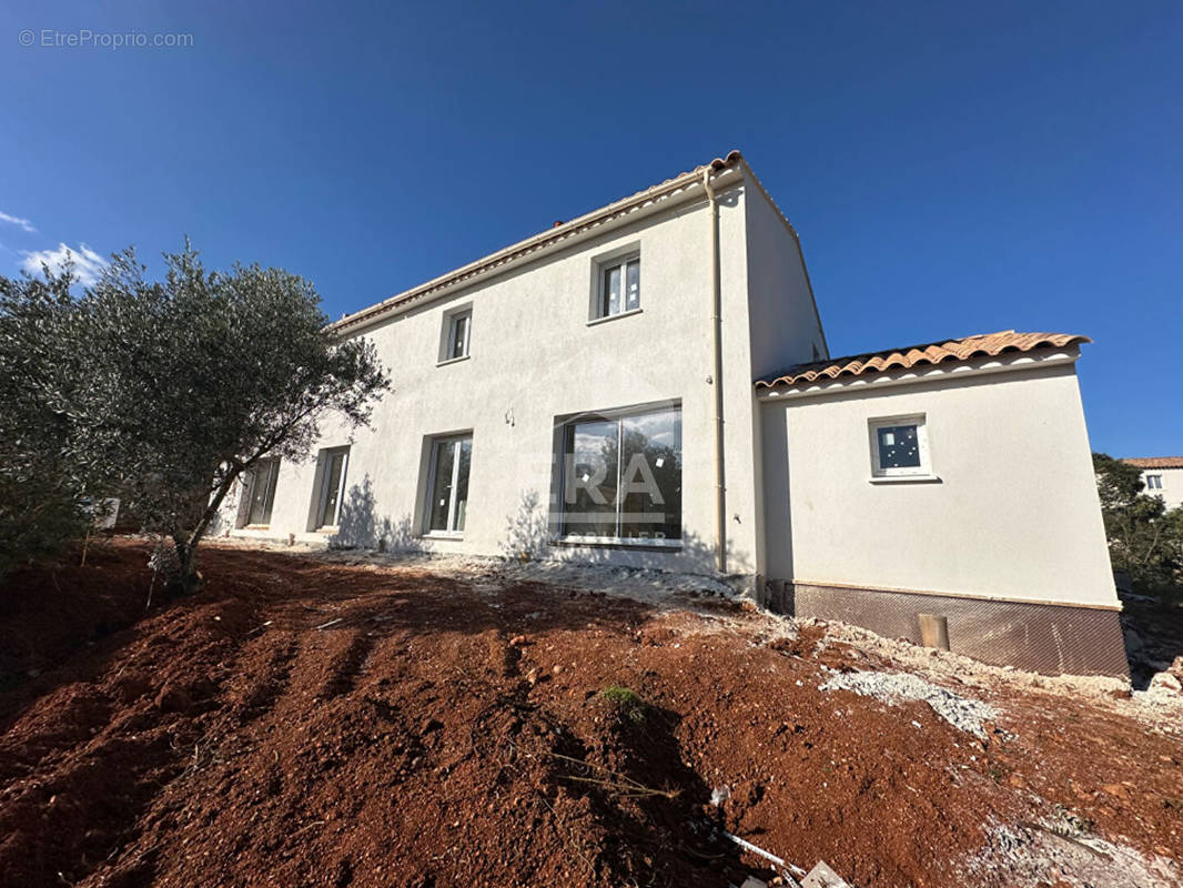 Maison à SAINT-MAXIMIN-LA-SAINTE-BAUME