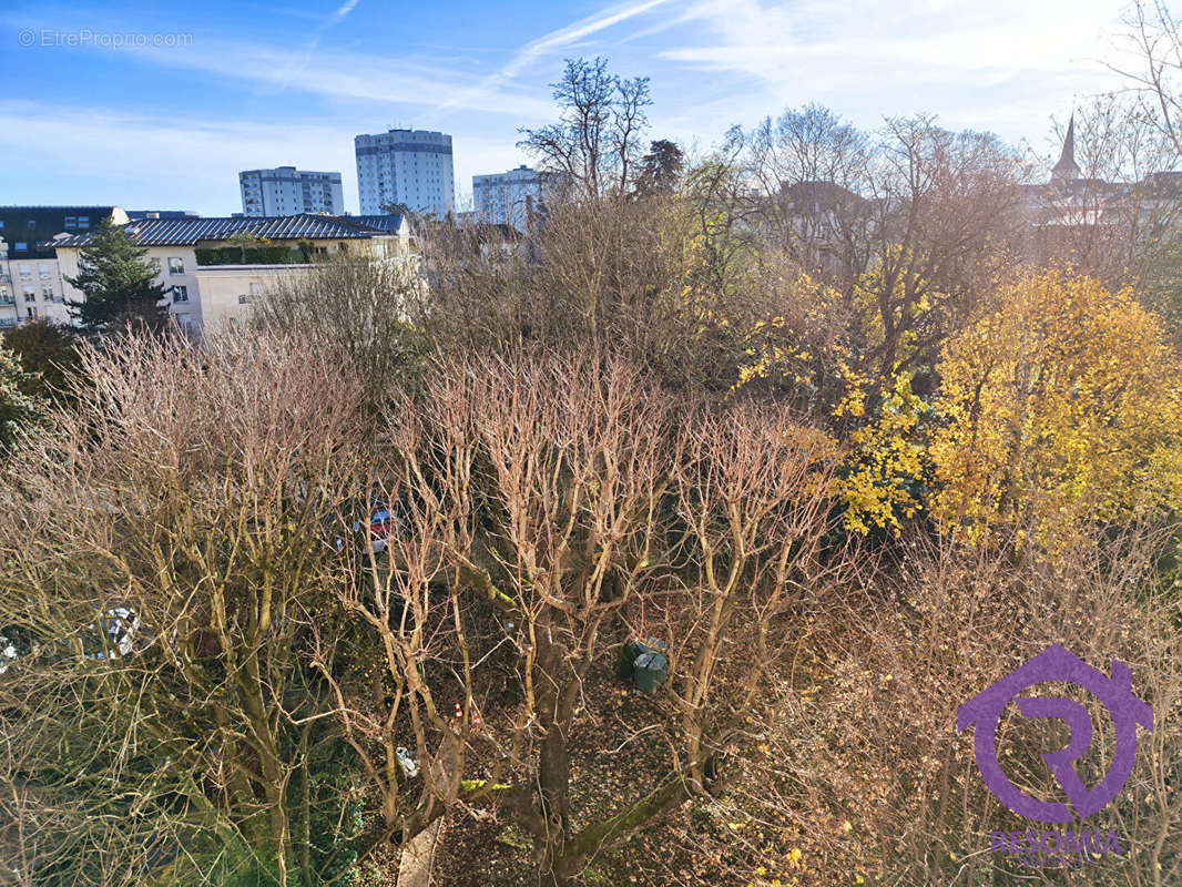 Appartement à CHATILLON