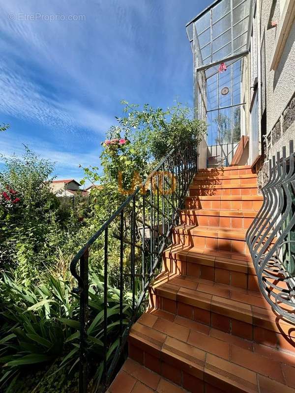 Maison à CLERMONT-FERRAND