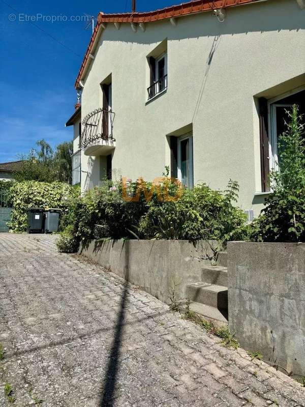 Maison à CLERMONT-FERRAND