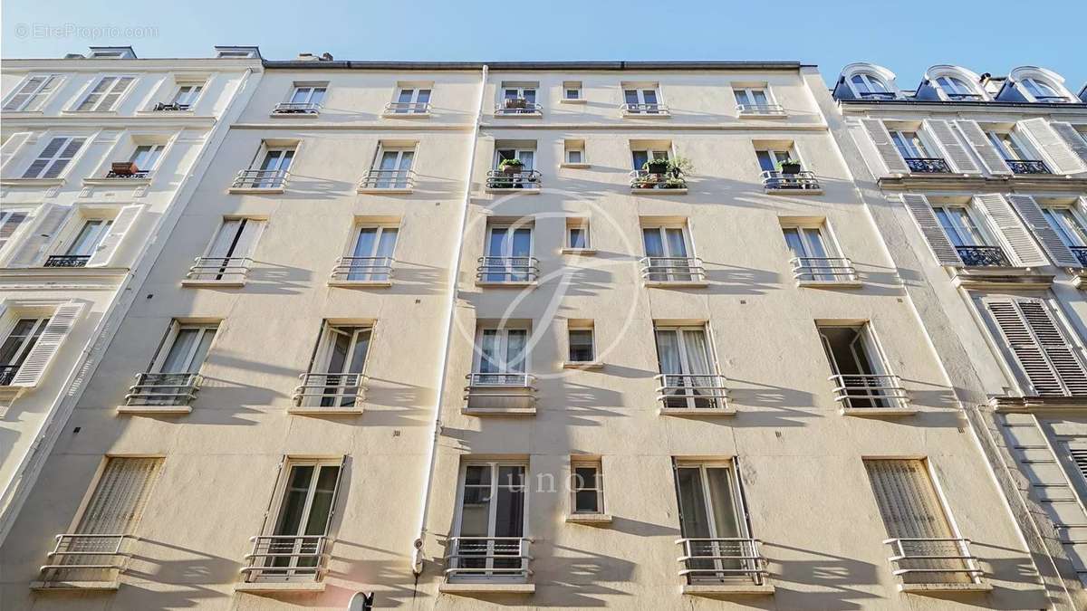 Appartement à PARIS-18E