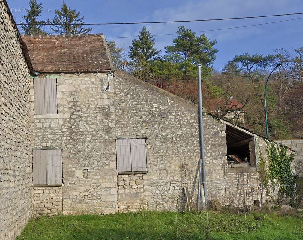 Maison à SOUPPES-SUR-LOING