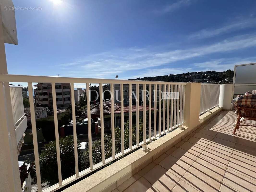 Appartement à ROQUEBRUNE-CAP-MARTIN