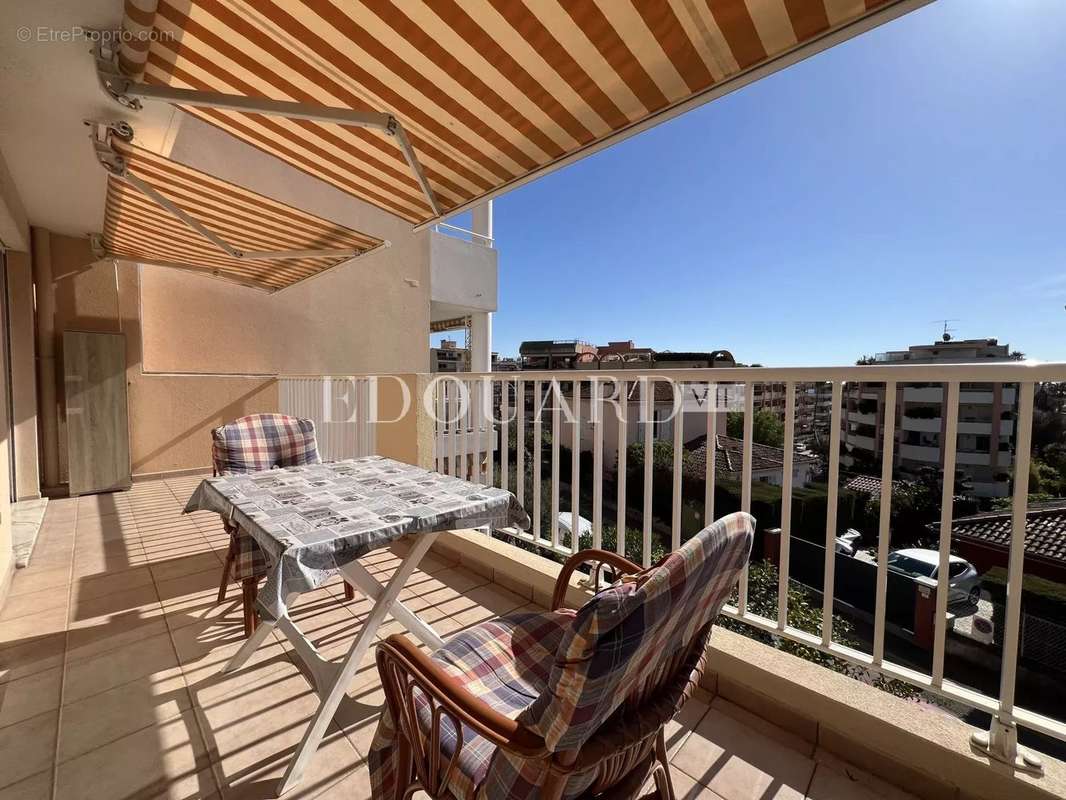 Appartement à ROQUEBRUNE-CAP-MARTIN