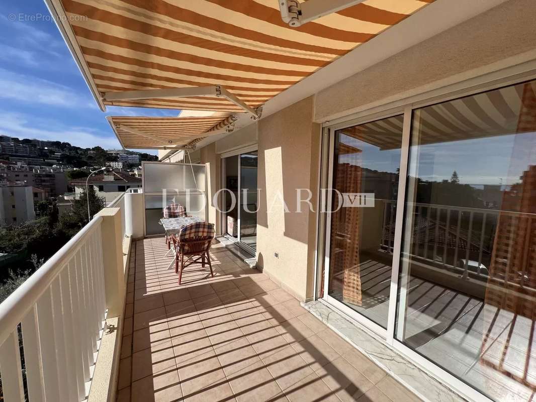 Appartement à ROQUEBRUNE-CAP-MARTIN