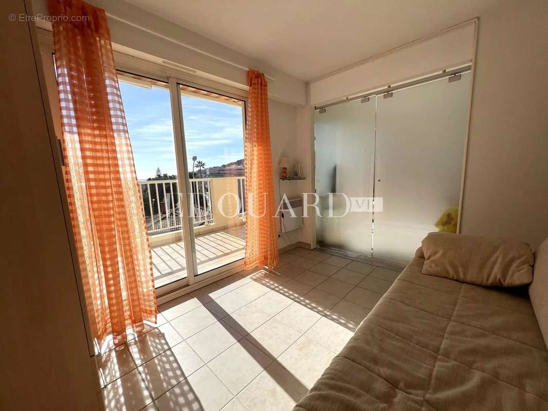 Appartement à ROQUEBRUNE-CAP-MARTIN