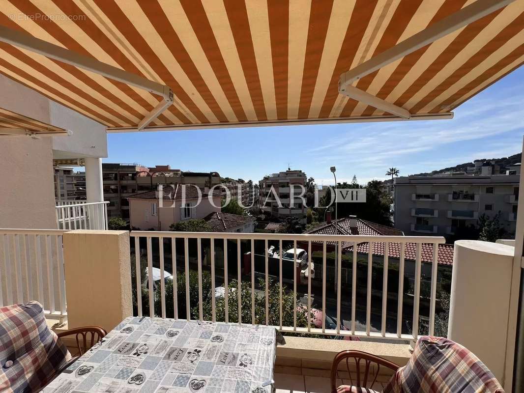 Appartement à ROQUEBRUNE-CAP-MARTIN